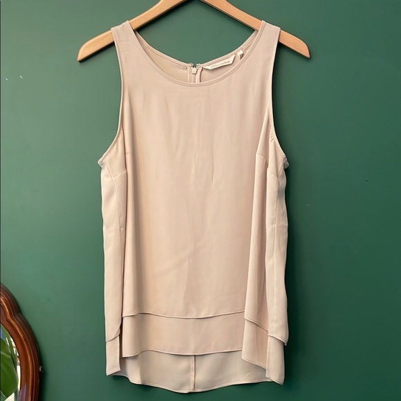 Soft Surroundings Elegant Light Tan Crepe Sleeveless Blouse Womens M - Picture 1 of 6